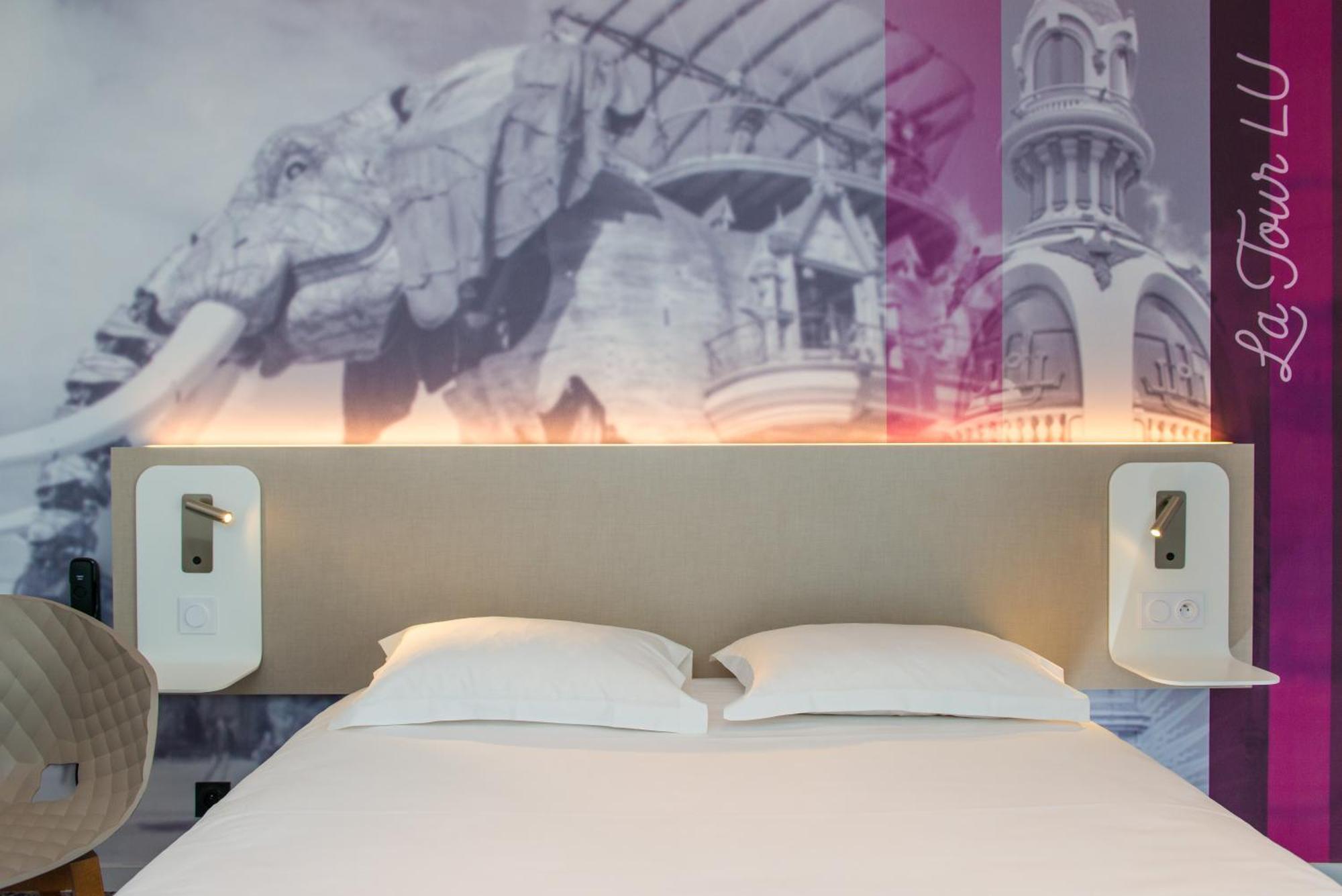 Brit Hotel Nantes Vigneux - L'Atlantel Esterno foto