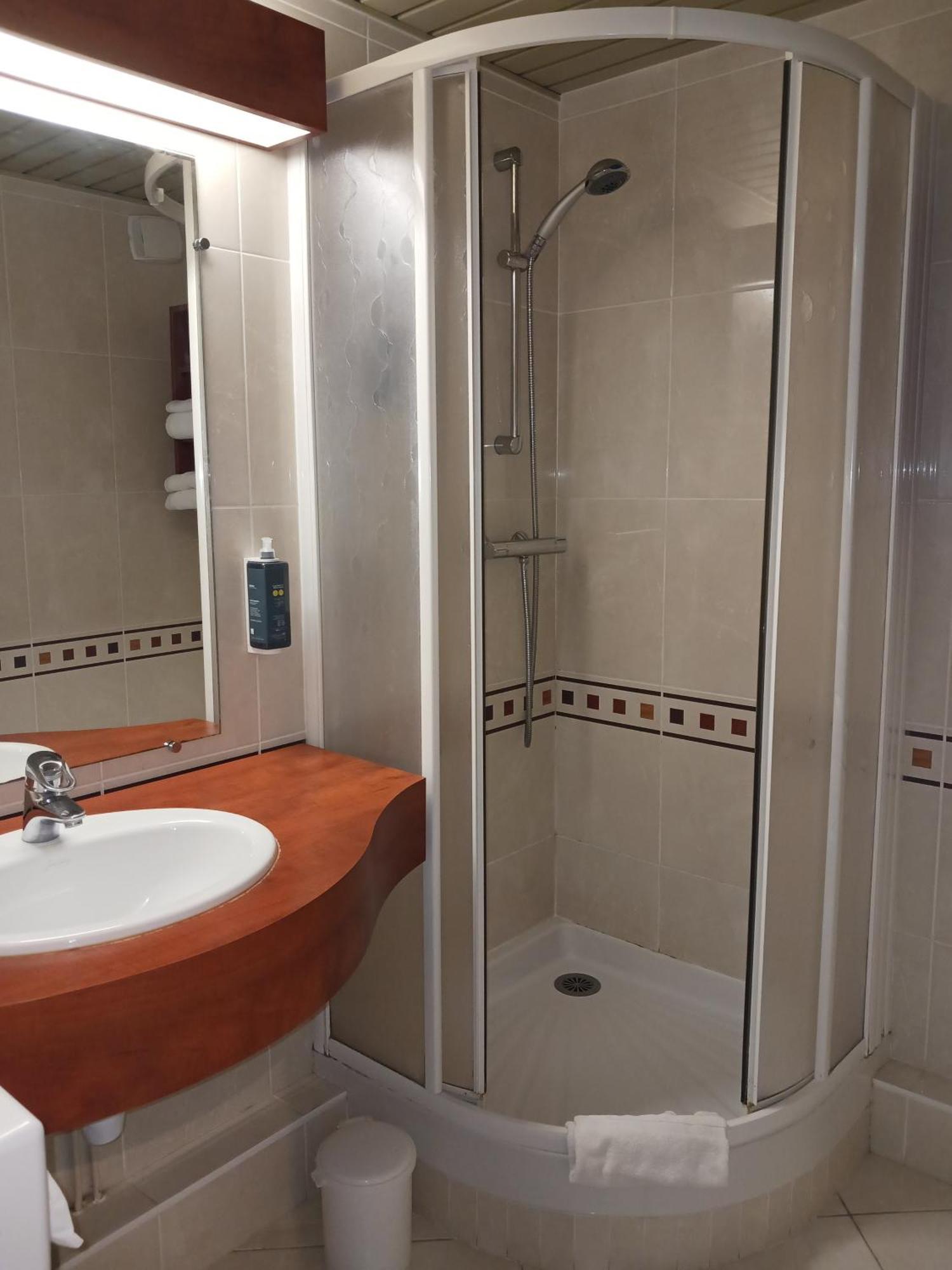 Brit Hotel Nantes Vigneux - L'Atlantel Camera foto